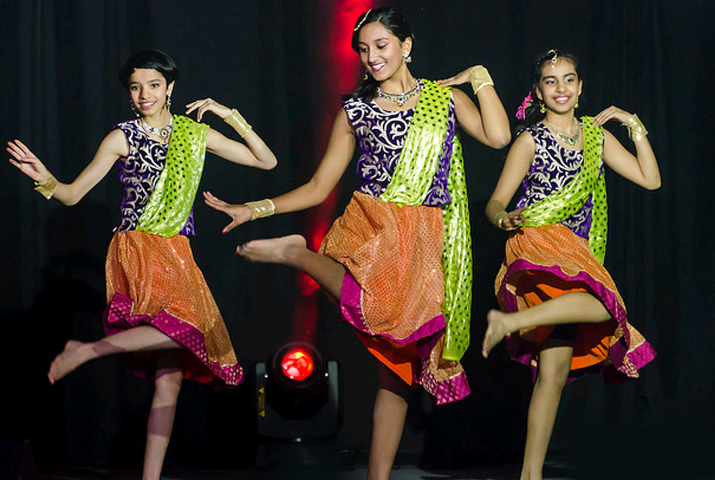 /media/k2/galleries/63829/India-Fest-01