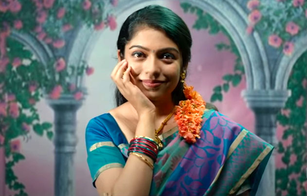 /media/k2/galleries/75124/Middle-Class-Melodies-Movie-Stills-05