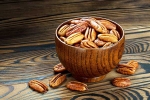 Pecans benefits, Pecans as snacks, all about pecans and their health benefits, Weight management