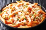 Pink Sauce Pasta, Pink Sauce Pasta, pink sauce pasta recipe and preparation, Pink sauce pasta