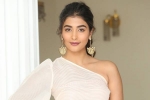 Pooja Hegde, Valmiki, pooja hegde has a shock for varun tej, Atharvaa murali