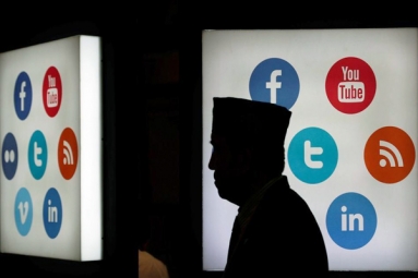 Social Media, Tech Giants to Fight New IT Regulations Social Media, Tech Giants to Fight New IT Regulations